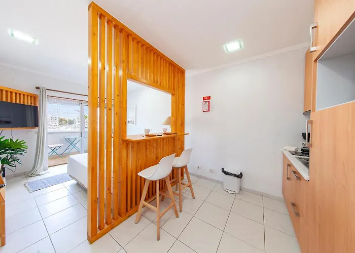 Apartment A01 - Marina Mirror Harbour