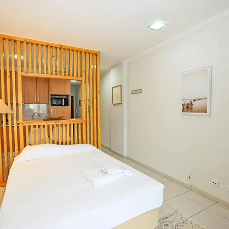 A01 - Marina Mirror Harbour Apartment Lagos