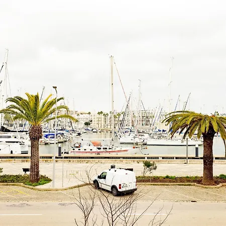 A01 - Marina Mirror Harbour * Lagos