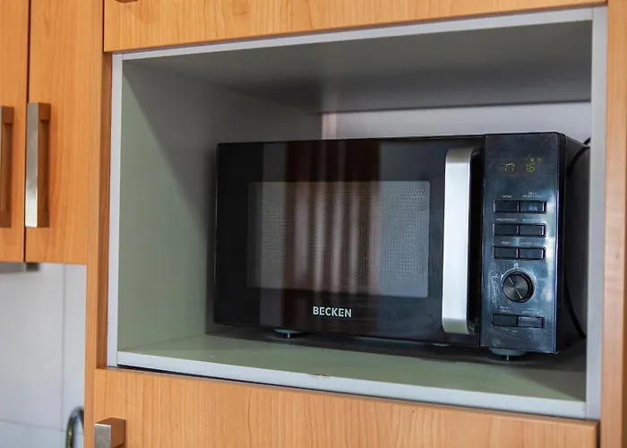 A01 - Marina Mirror Harbour *