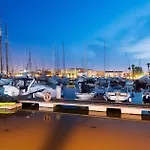 A01 - Marina Mirror Harbour